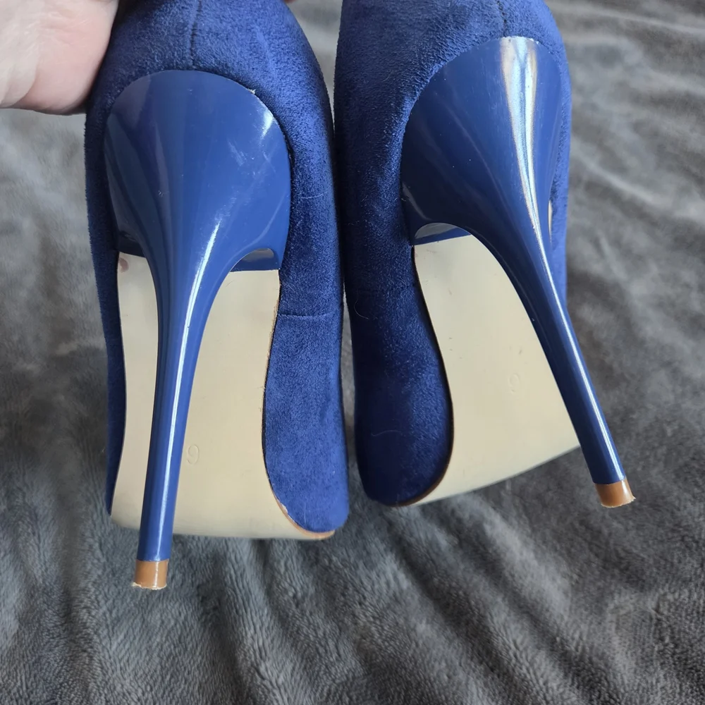 Sergio Bari Royal Blue Suede Heels - Picture 3 of 13